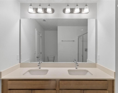 1345 Captiva Cove - Photo Thumbnail 18