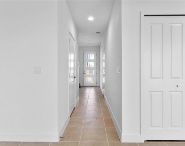1345 Captiva Cove - Photo Thumbnail 5