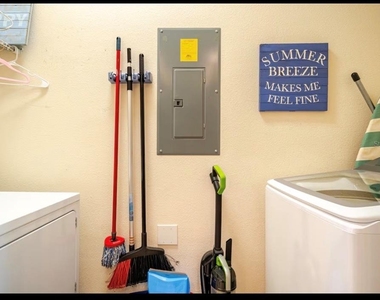 354 Captiva Drive - Photo Thumbnail 24