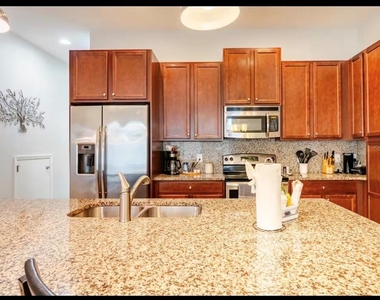 354 Captiva Drive - Photo Thumbnail 4
