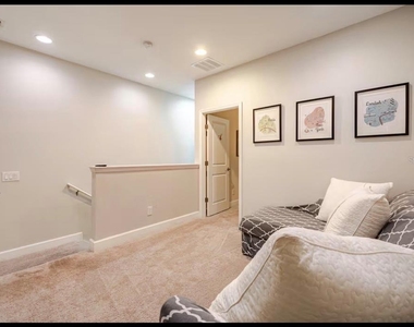 354 Captiva Drive - Photo Thumbnail 14