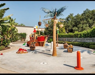 354 Captiva Drive - Photo Thumbnail 27