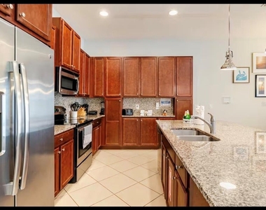 354 Captiva Drive - Photo Thumbnail 10