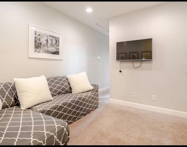 354 Captiva Drive - Photo Thumbnail 13