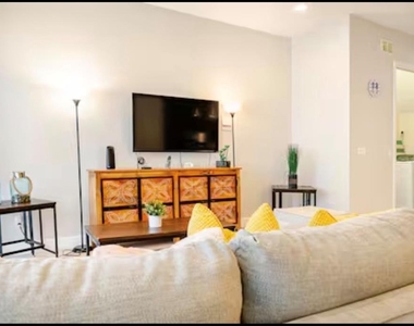 354 Captiva Drive - Photo Thumbnail 7