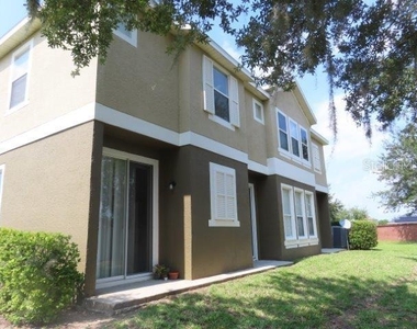 1971 Estancia Circle - Photo Thumbnail 2