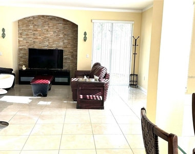 1971 Estancia Circle - Photo Thumbnail 7