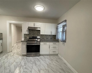 1208 Carlton Avenue - Photo Thumbnail 7