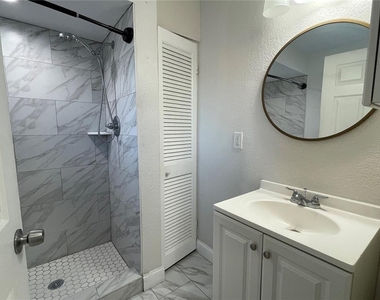 1208 Carlton Avenue - Photo Thumbnail 20