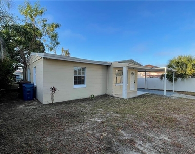 1208 Carlton Avenue - Photo Thumbnail 1