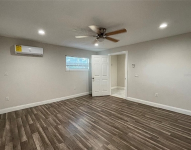 1208 Carlton Avenue - Photo Thumbnail 18