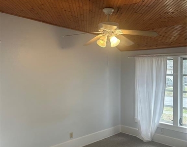 551 E 9th Avenue - Photo Thumbnail 16