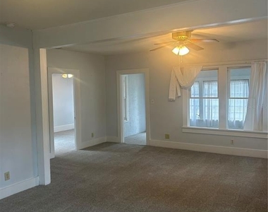 551 E 9th Avenue - Photo Thumbnail 6
