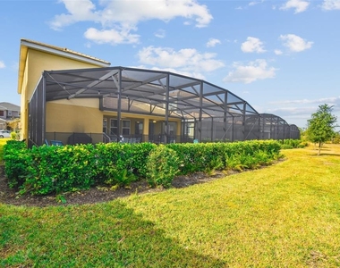 7704 Oakmoss Loop - Photo Thumbnail 72