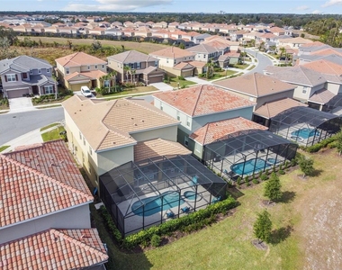 7704 Oakmoss Loop - Photo Thumbnail 82