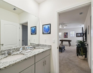 7704 Oakmoss Loop - Photo Thumbnail 25