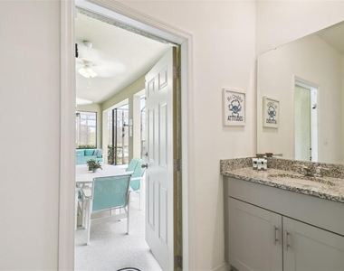 7704 Oakmoss Loop - Photo Thumbnail 63