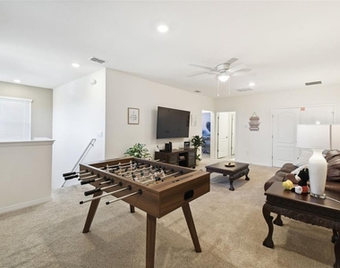 7704 Oakmoss Loop - Photo Thumbnail 33
