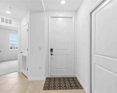 12240 Wellen Golf Street - Photo Thumbnail 3