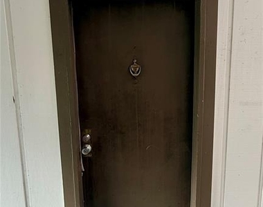 6519 W Newberry Road - Photo Thumbnail 4
