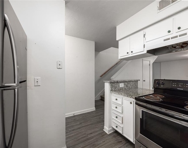 4411 Sw 34th Street - Photo Thumbnail 4