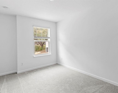 698 Nw 126th Terrace - Photo Thumbnail 8