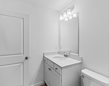 698 Nw 126th Terrace - Photo Thumbnail 11