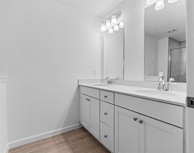 698 Nw 126th Terrace - Photo Thumbnail 14