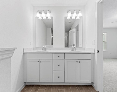 698 Nw 126th Terrace - Photo Thumbnail 16