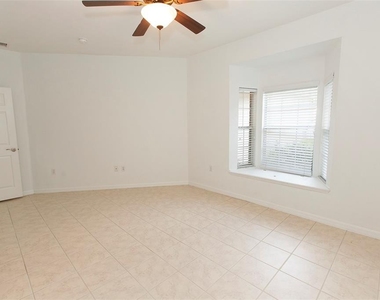7952 Nw 51st Way - Photo Thumbnail 11