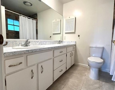 7532 Sw 122nd Street - Photo Thumbnail 21