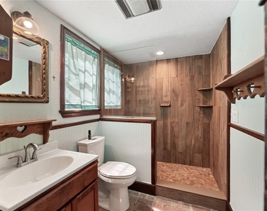 1905 Myrtle Lake Avenue - Photo Thumbnail 11