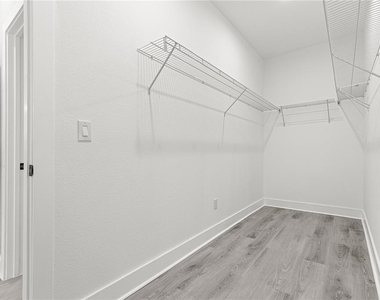 8311 Sw 136th Terrace - Photo Thumbnail 14
