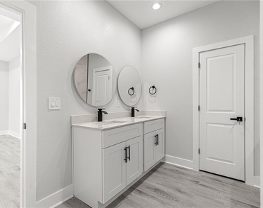 8311 Sw 136th Terrace - Photo Thumbnail 18