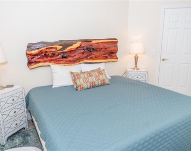 714 Bayhill Court - Photo Thumbnail 14