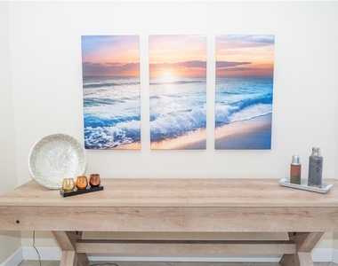 714 Bayhill Court - Photo Thumbnail 9