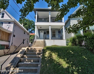 1515 Pine Street - Photo Thumbnail 2