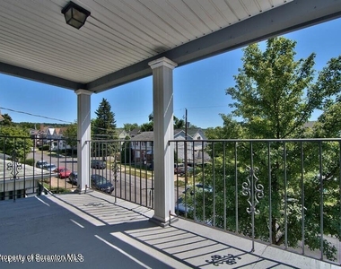 1515 Pine Street - Photo Thumbnail 3