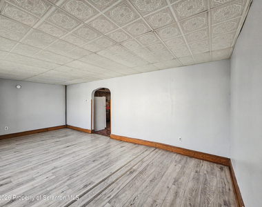 92 Fallbrook - Photo Thumbnail 7