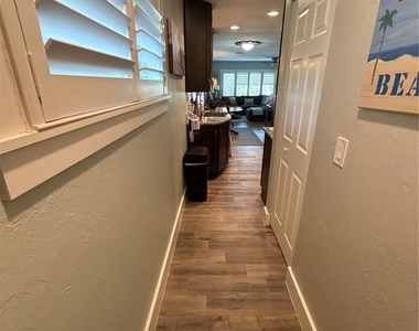 1517 S Central Avenue - Photo Thumbnail 12