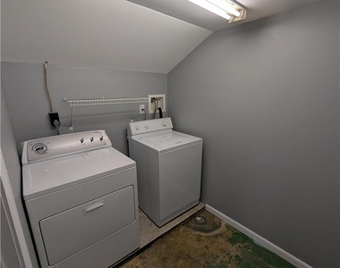 230 Diamond Street - Photo Thumbnail 19