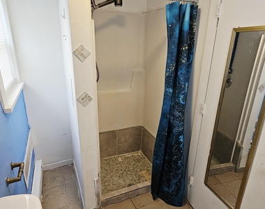 1319 Washburn Street - Photo Thumbnail 6