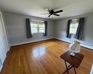 3821 Turner Street - Photo Thumbnail 4