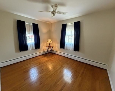 3821 Turner Street - Photo Thumbnail 5