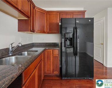 4165 Bunker Hill Drive - Photo Thumbnail 11