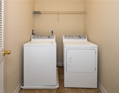 4165 Bunker Hill Drive - Photo Thumbnail 23