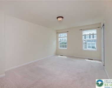 4165 Bunker Hill Drive - Photo Thumbnail 18