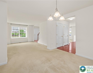 4165 Bunker Hill Drive - Photo Thumbnail 12