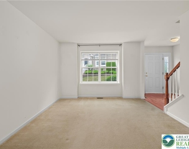4165 Bunker Hill Drive - Photo Thumbnail 15
