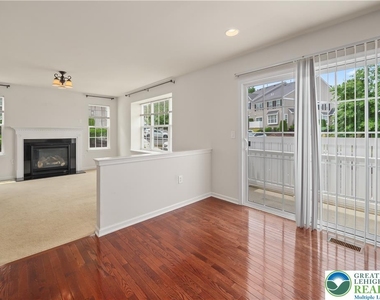 4165 Bunker Hill Drive - Photo Thumbnail 7